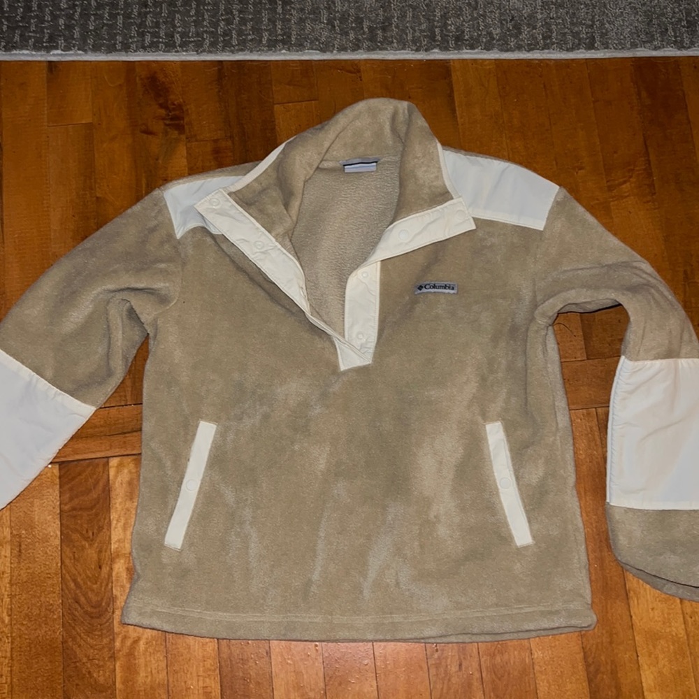 Brand New Columbia Pullover